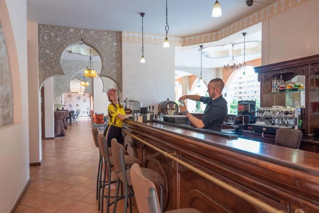 Bar, Palazzo, Bourgas