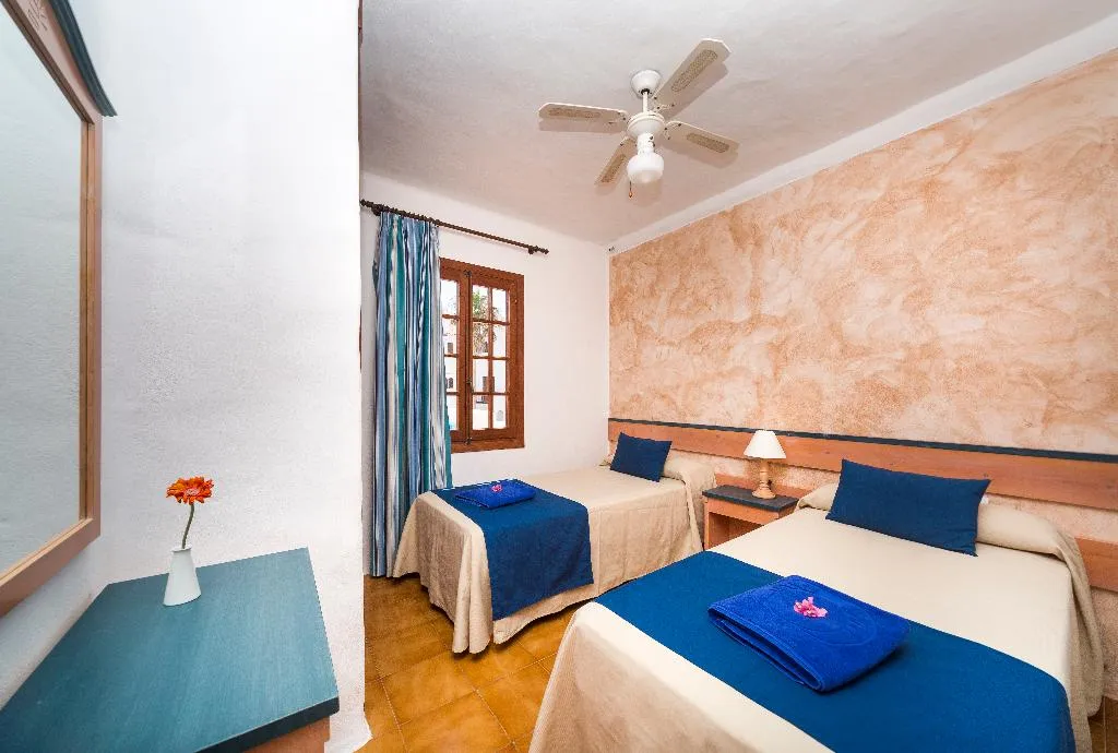 APARTMENT TWO BEDROOMS Room, Comitas Tramontana Park, Menorca