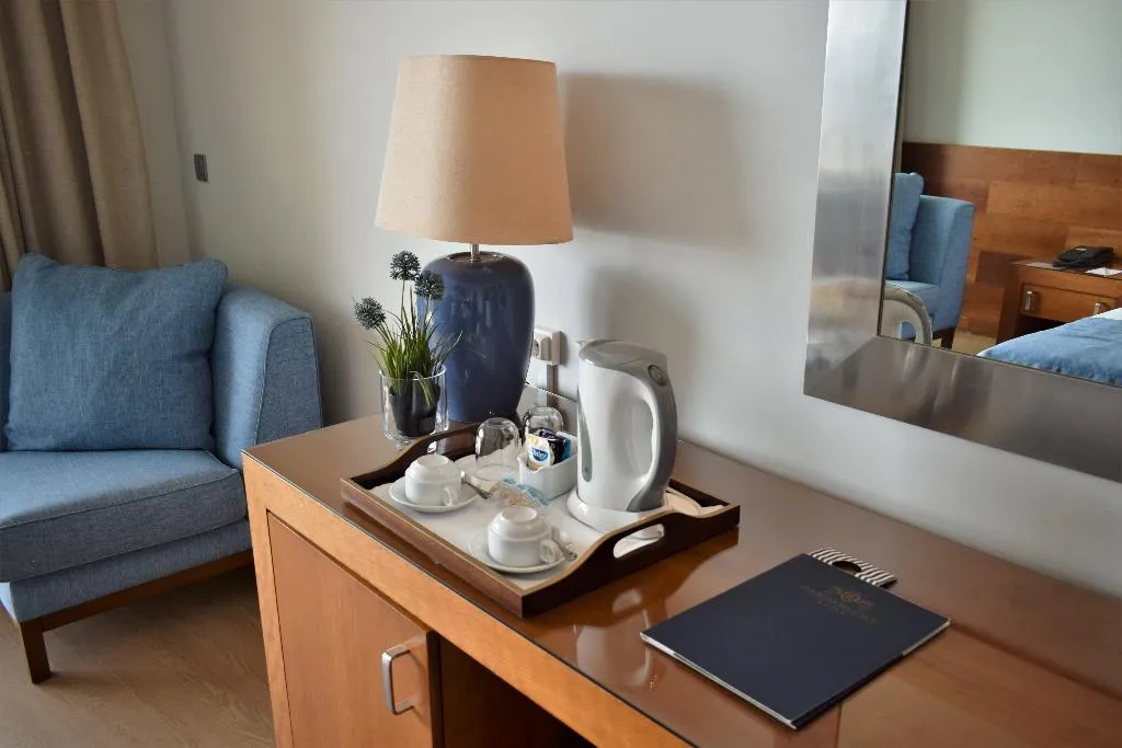 Double or Twin SUPERIOR SEA VIEW Room, Madeira Regency Cliff, Madeira