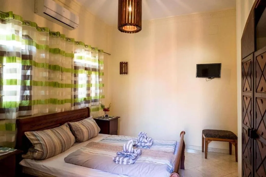 Room, Nile Compound Hotel, Luxor