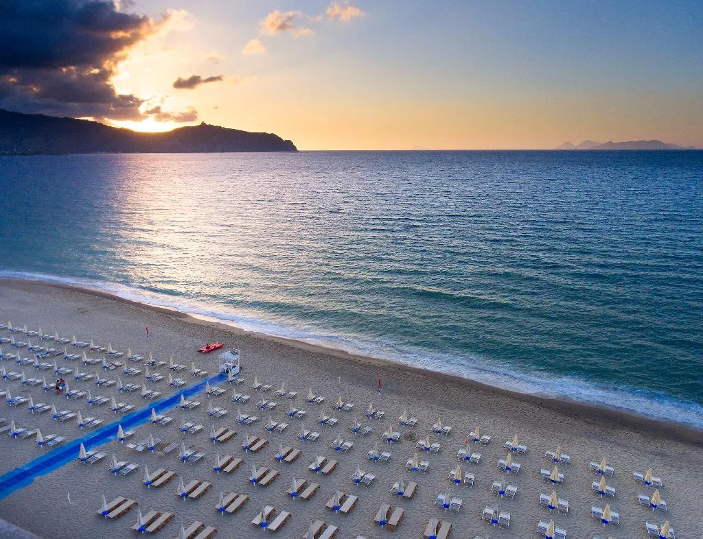 Beach, VOI Baia di Tindari Resort, Catania