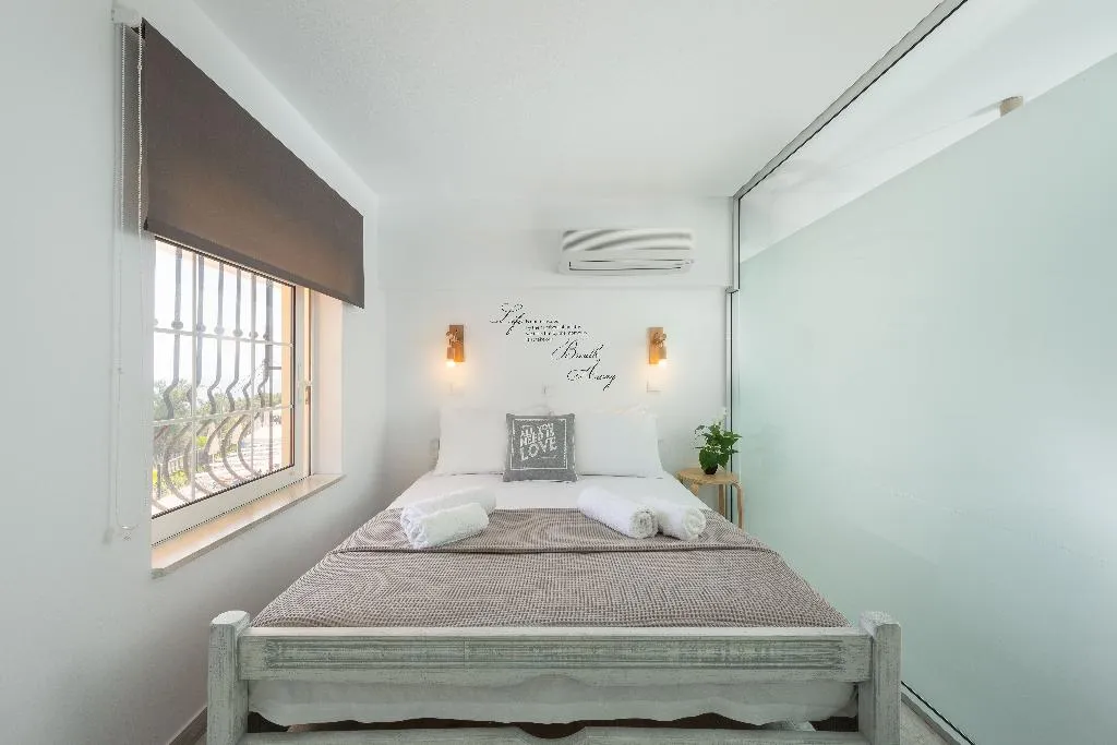 APARTMENT STANDARD Room, Pefkos View Suites & Maisonette, Rhodes