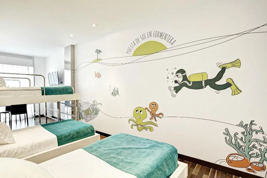 Room, Costa Azul, Majorca
