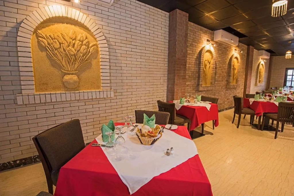 Restaurant, Casa Mare Resort, Red Sea Riviera