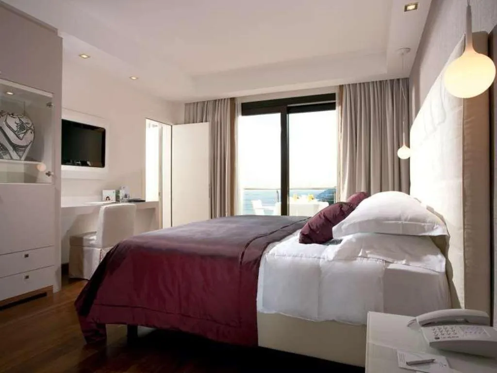 Room, Relais Paradiso, Naples