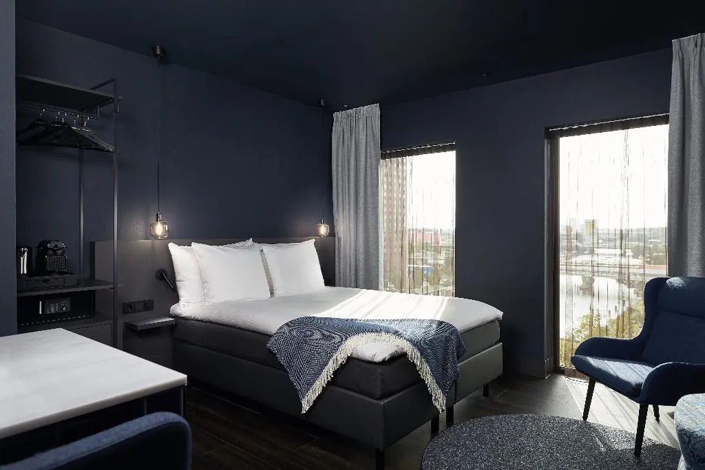 DOUBLE BUSINESS Room, Van der Valk Hotel Amsterdam - Amstel, Amsterdam