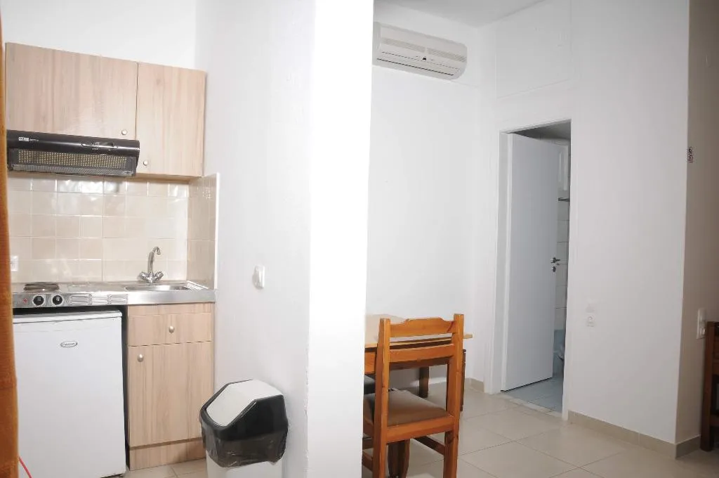 STUDIO STANDARD Room, Mastorakis Studios, Crete