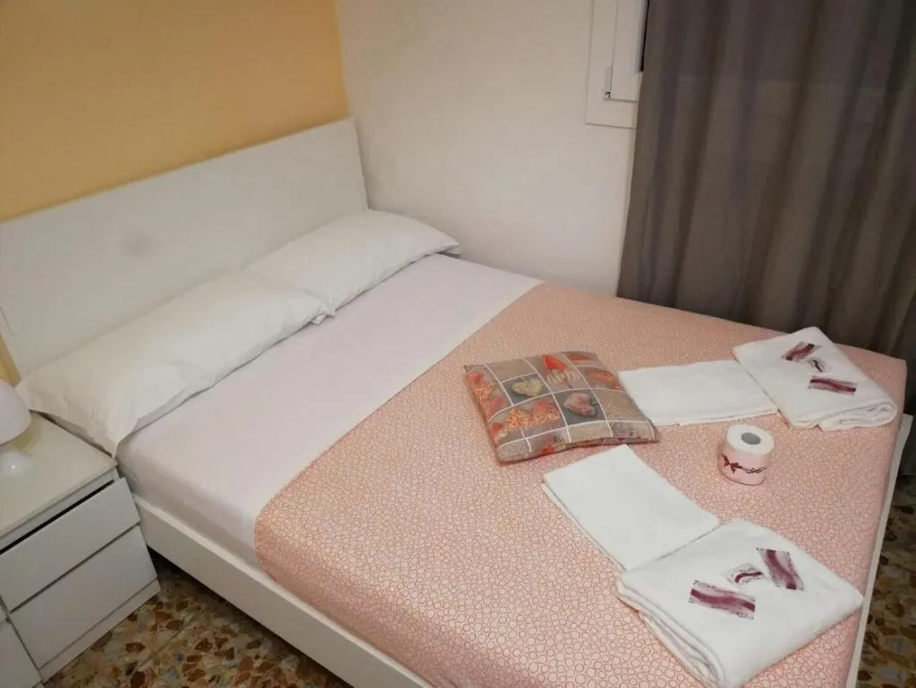 Room, Dream Holidays, Venice