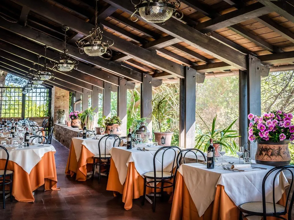 Restaurant, Bluebay Colle Della Trinità Perugia, Perugia