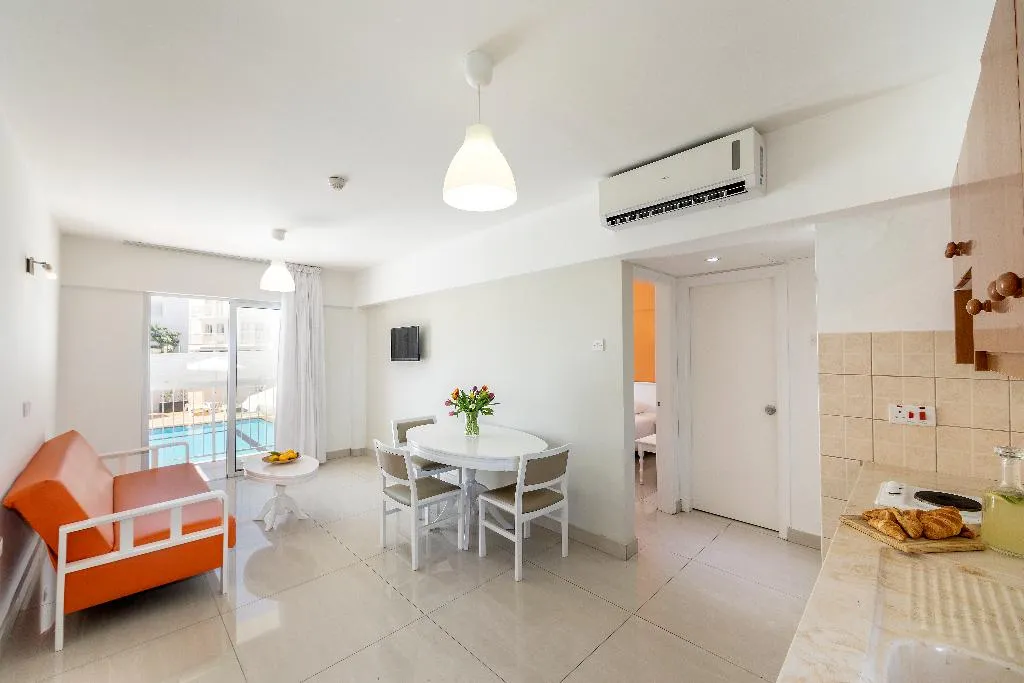 QUADRUPLE POOL VIEW Room, Mia Hotel Apartment, Cyprus