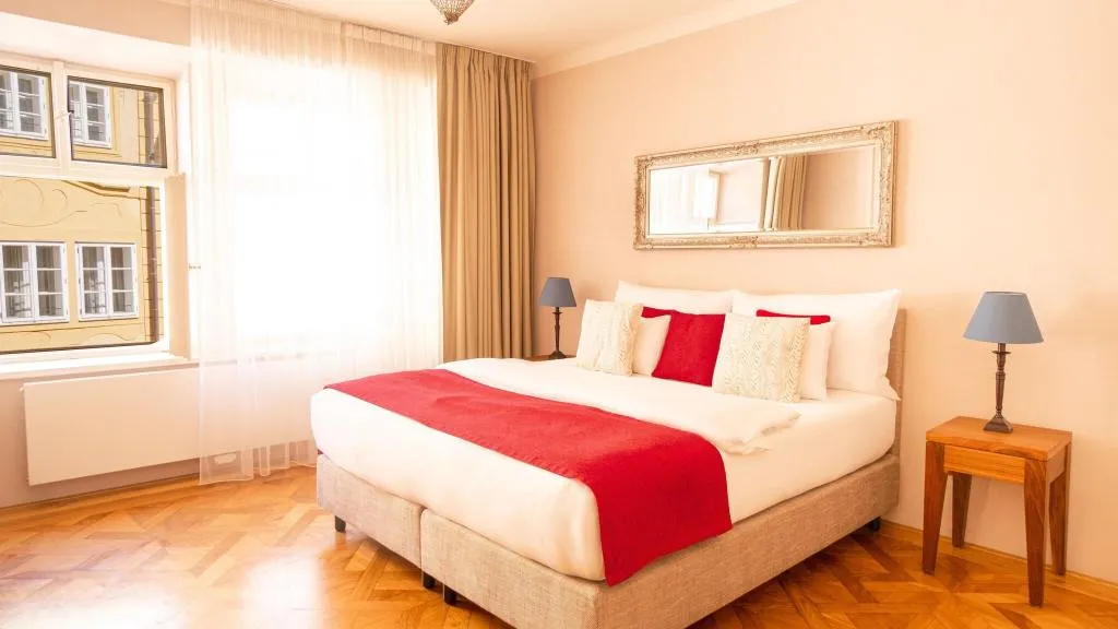 Room, Hotel Golden Key Prague, Prague