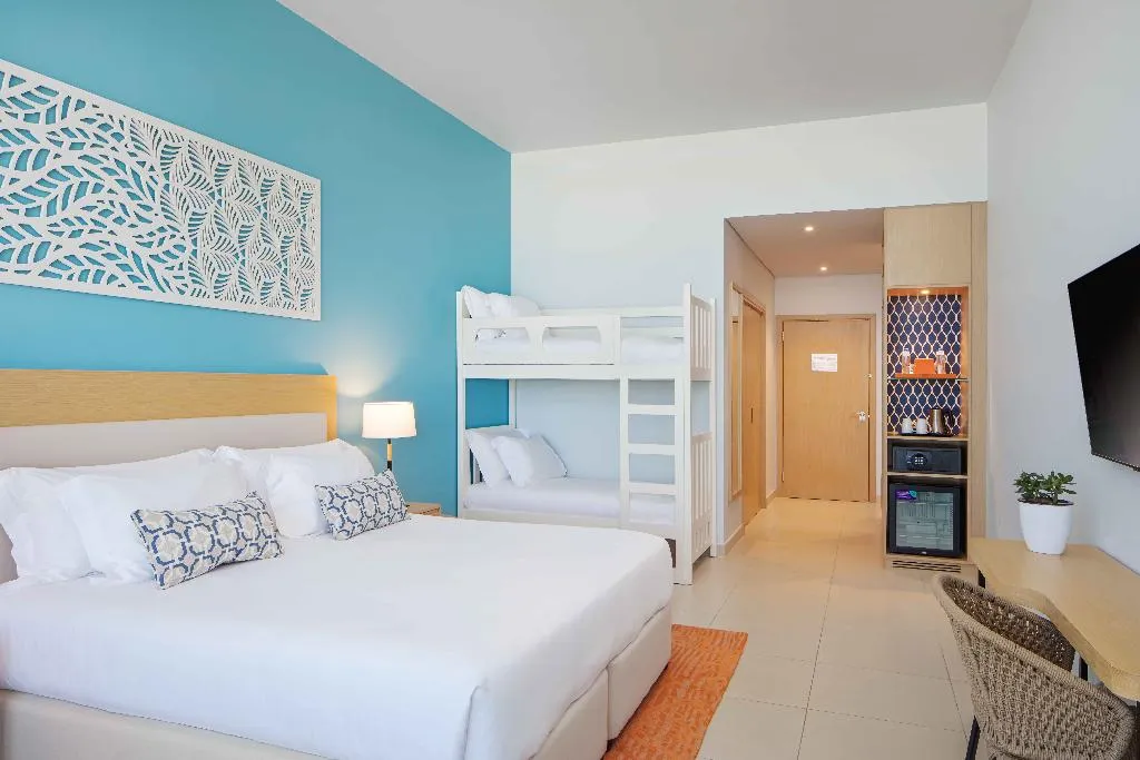 DOUBLE BUNK BED Room, Centara Mirage Beach Resort Dubai, Dubai