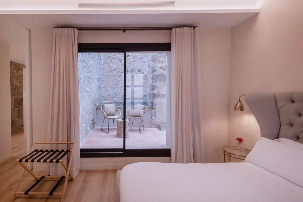 Room, Palau Macelli, Costa Brava