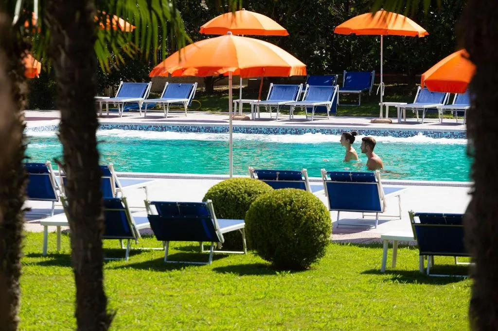 Sports and Entertainment, Terme Savoia, Venice