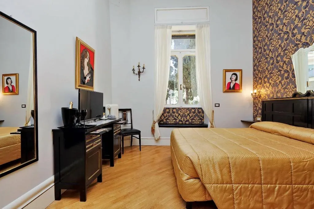 Room, Domus Monamì Luxury Suites, Rome