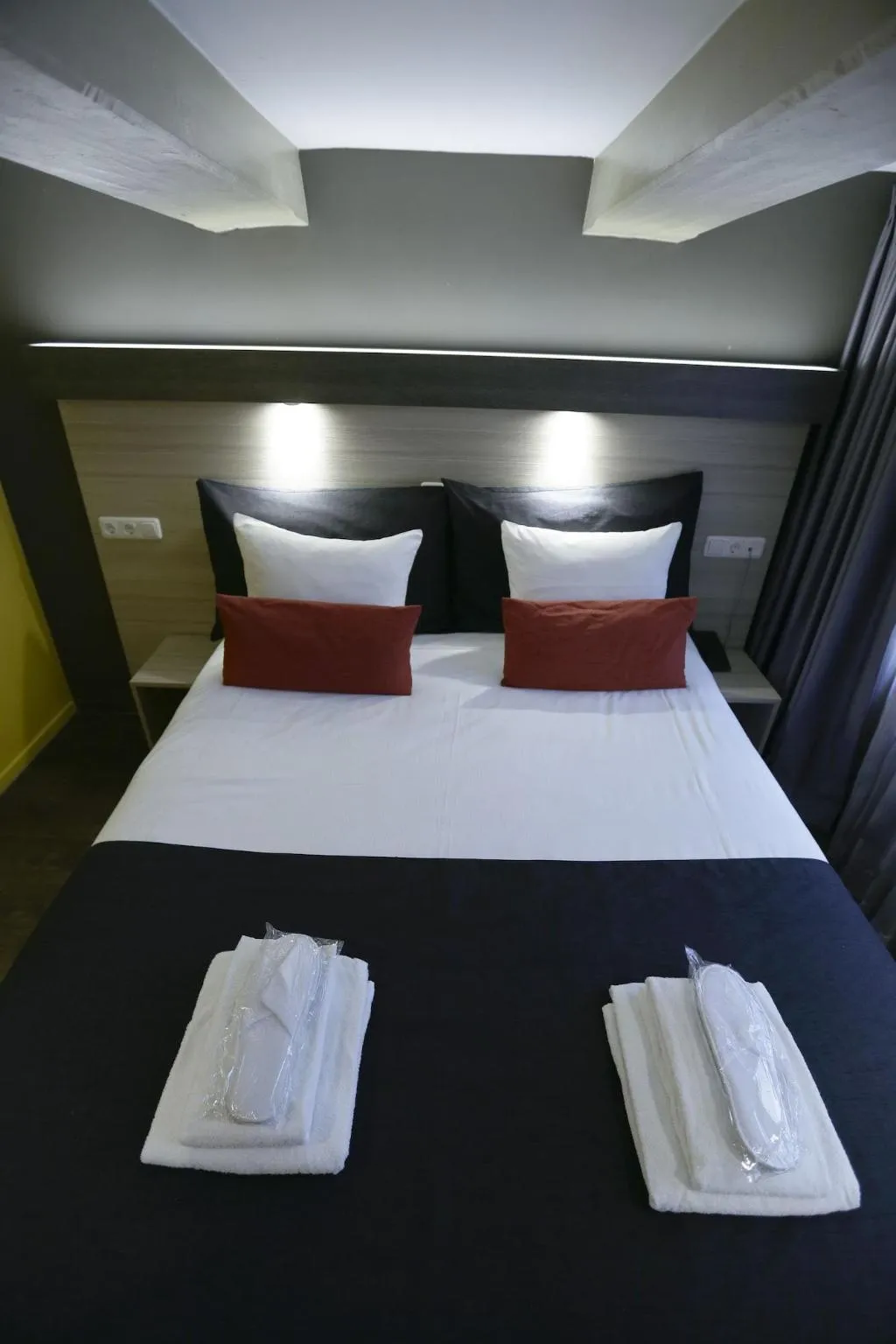 Room, City Hotel Amsterdam, Amsterdam