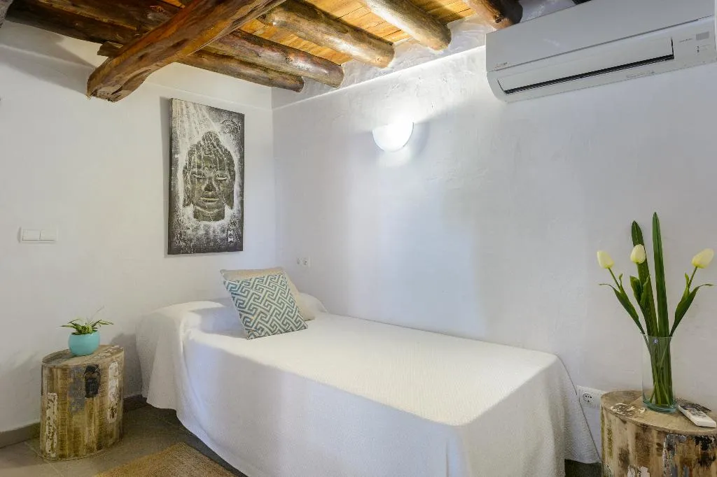 DOUBLE STANDARD Room, Agroturismo Can Prats, Ibiza