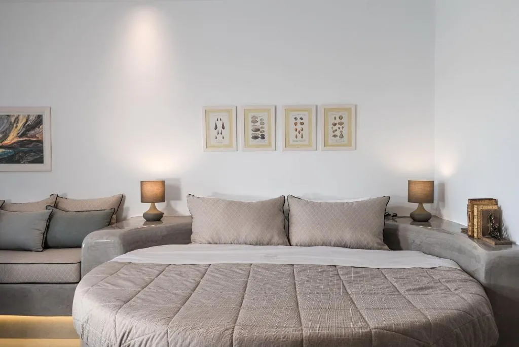 Room, Elements of Caldera Suites, Santorini