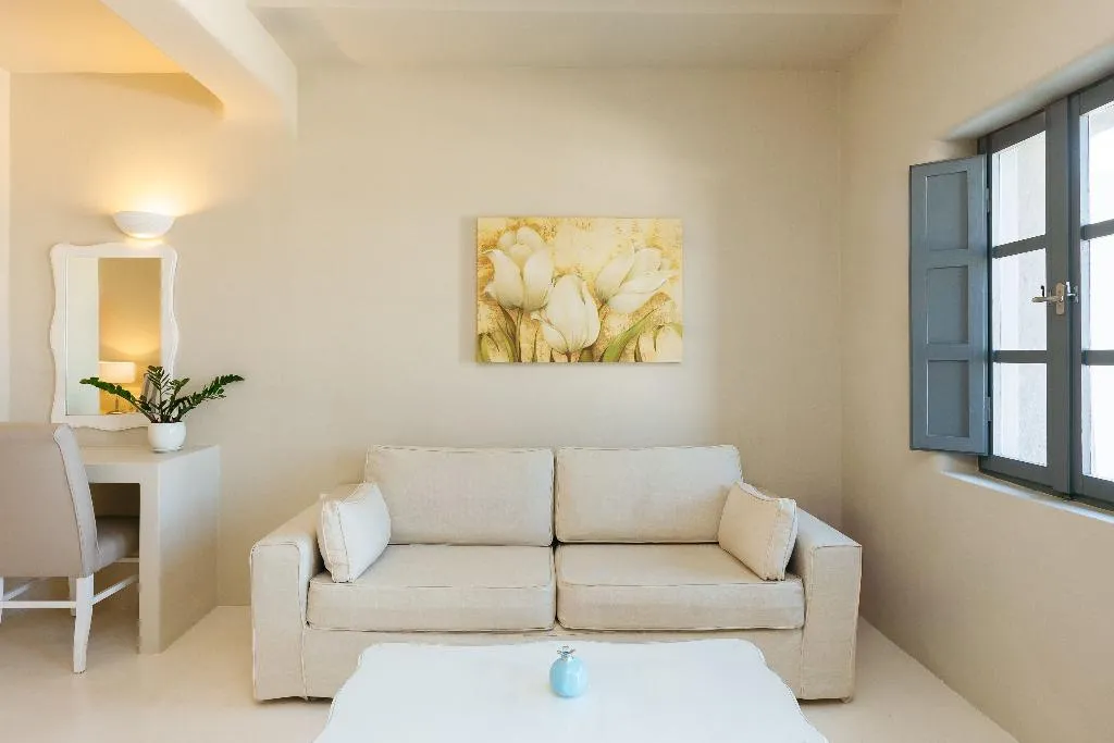 SUITE WITH PRIVATE POOL Room, Carpe Diem Exclusive Boutique Resort, Santorini