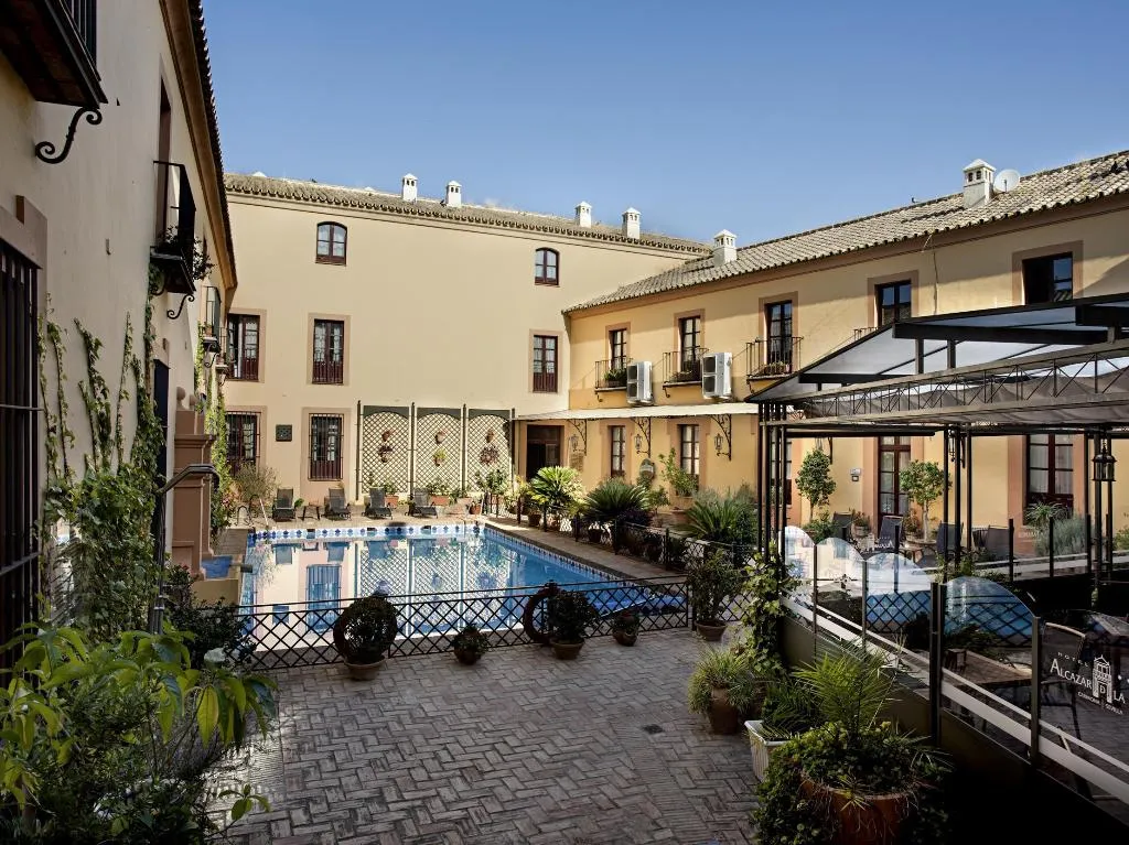 Pool, Alcazar de la Reina, Seville