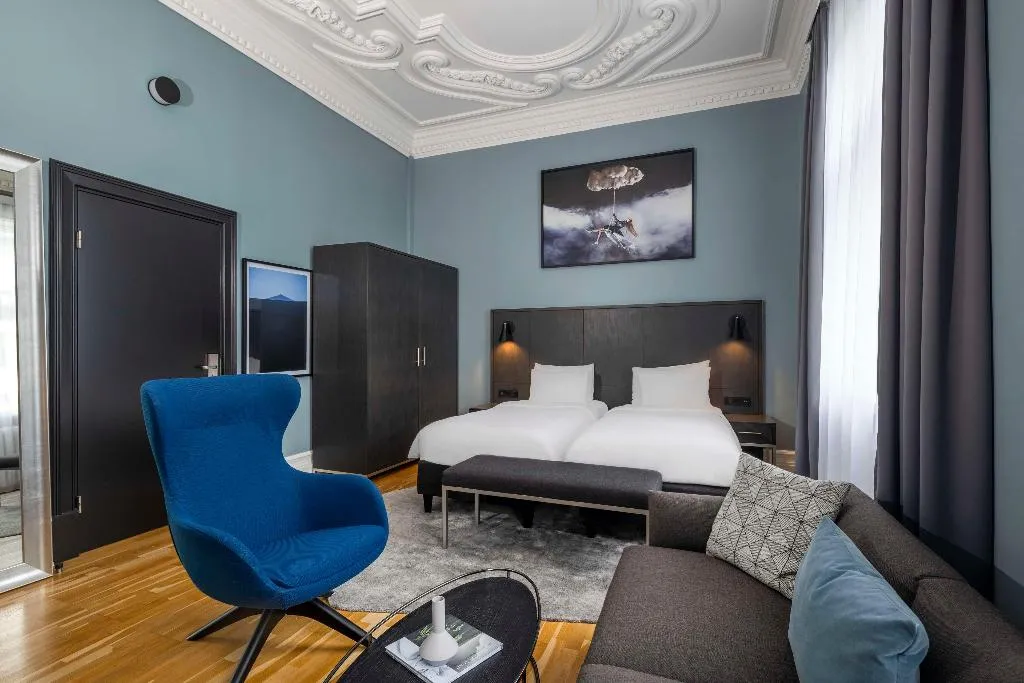 JUNIOR SUITE STANDARD Room, Radisson Blu 1919, Reykjavik