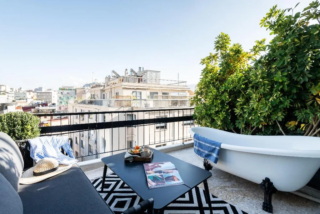 DOUBLE DELUXE Room, PAME House, Athens