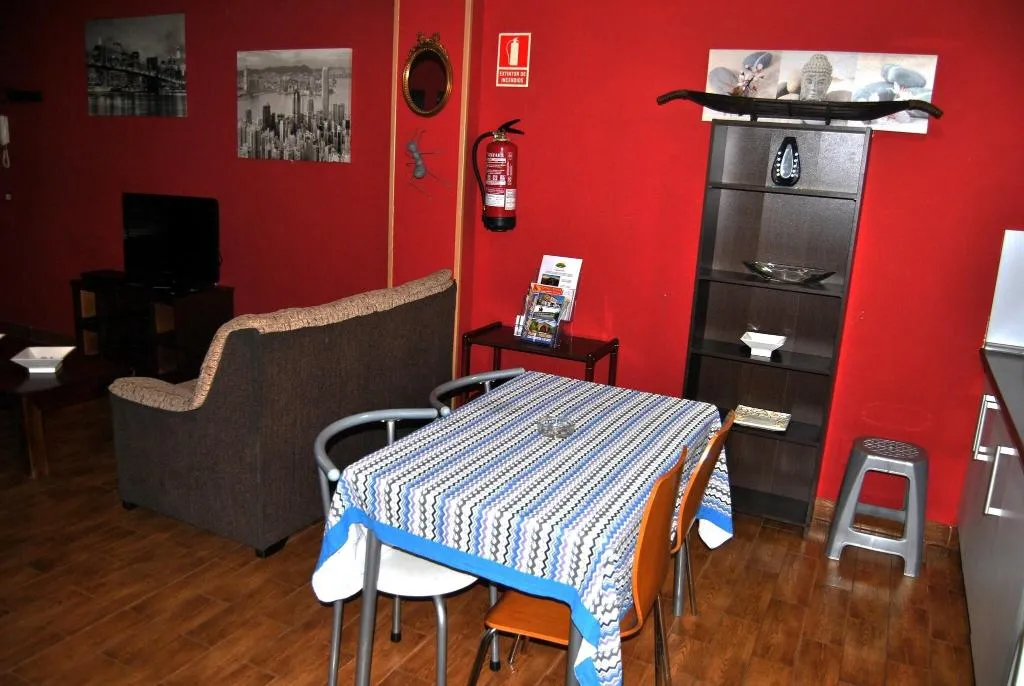 Room, Apartahotel Collarubio, Madrid