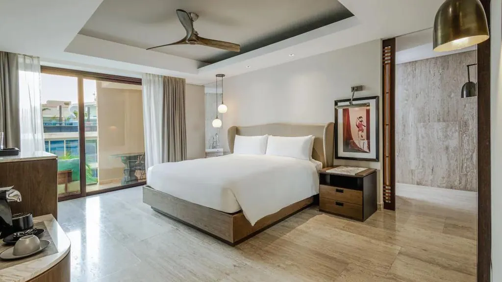 SUITE KING SIZE BED Room, Hyatt Centric Playa del Carmen, Playa Del Carmen