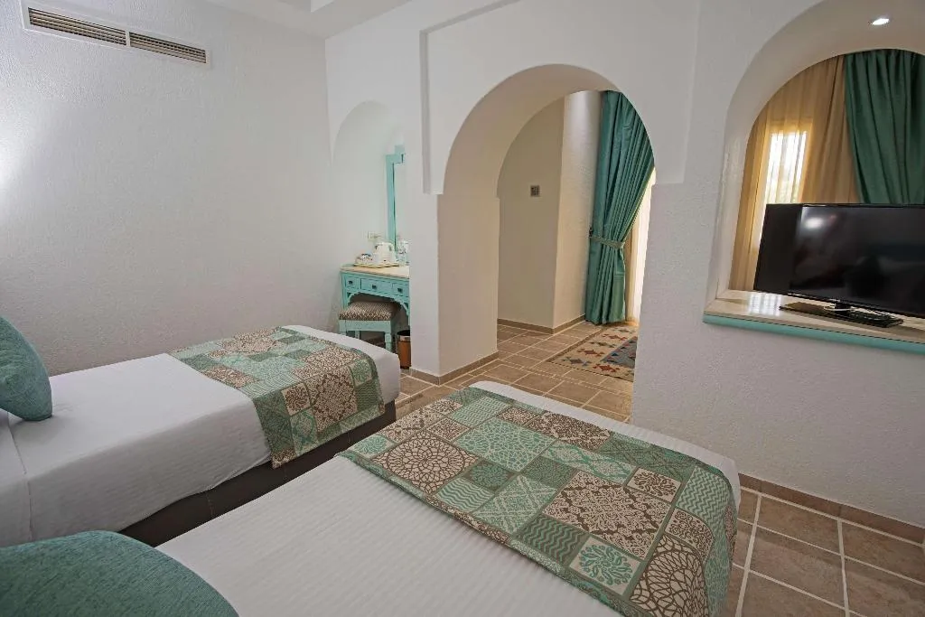Room, Sunrise Royal Makadi Resort, Red Sea Riviera