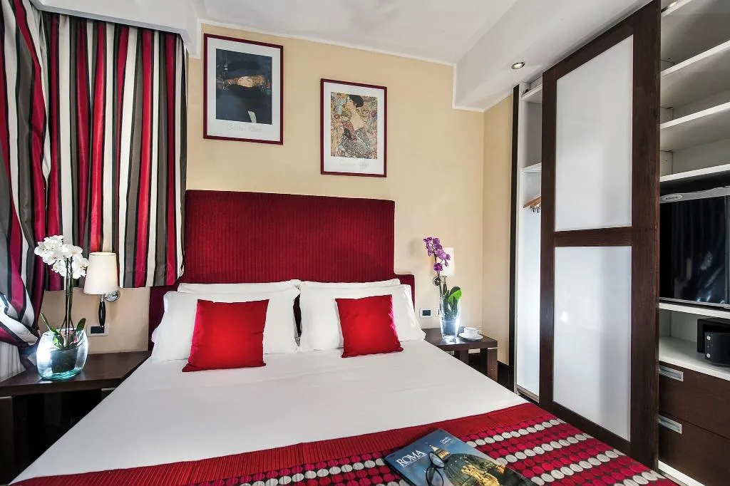 Double or Twin SUPERIOR WITH VIEWS Room, Cardinal Hotel St Peter Rome, Rome