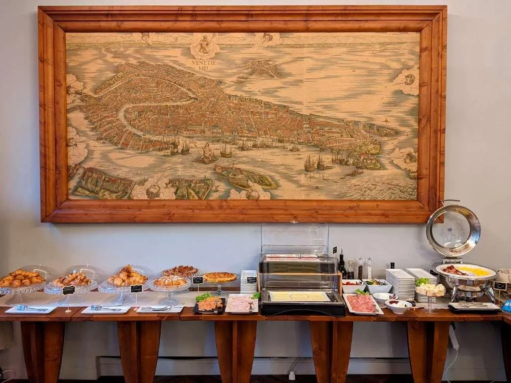 Restaurant, Sonder Salute Palace, Venice