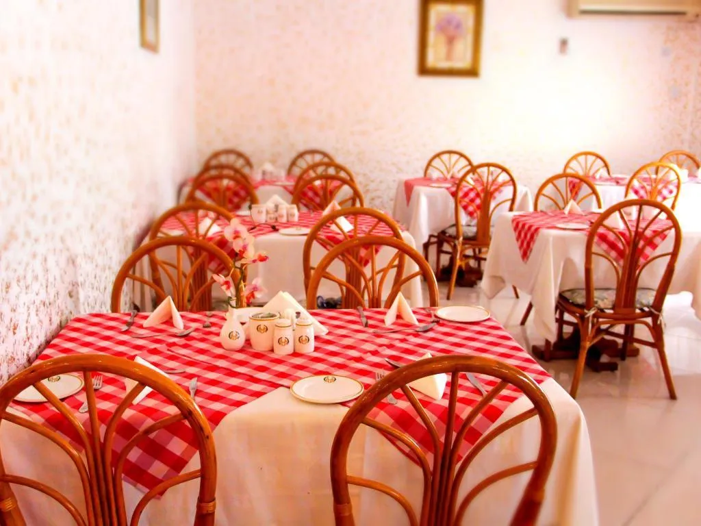 Restaurant, Golden Beach Motel Sharjah, Dubai