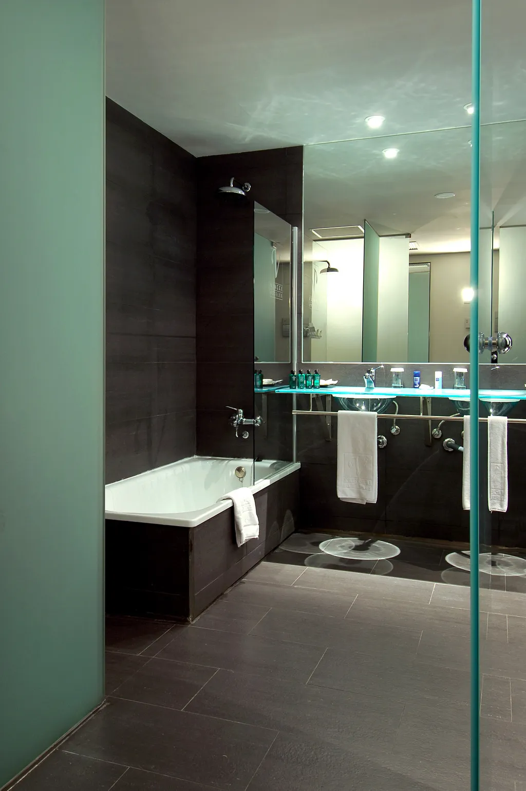 JUNIOR SUITE STANDARD Room, Vincci Maritimo, Barcelona