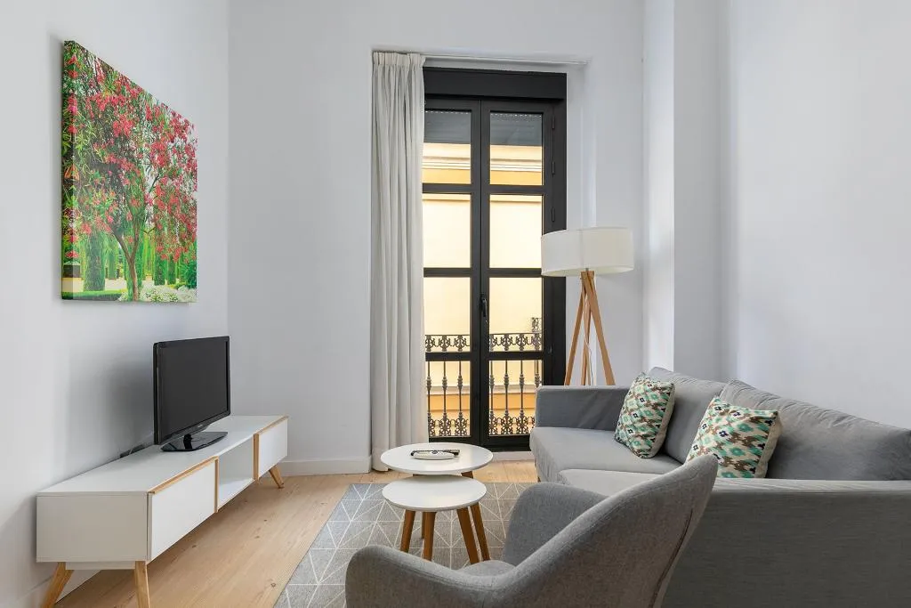 APARTMENT THREE BEDROOMS Room, Holiday Rentals Tempa Museo, Seville