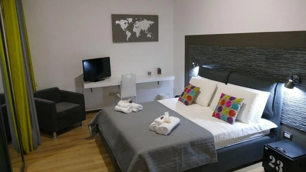 Room, Fusorario B&B, Catania