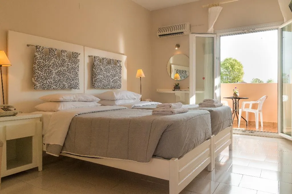 Double or Twin STANDARD Room, Coral Beach, Corfu