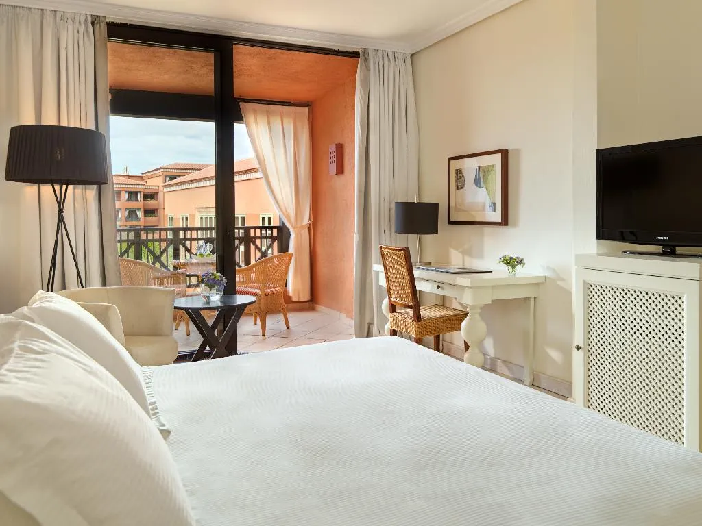 TRIPLE SUPERIOR Room, H10 Costa Adeje Palace, Tenerife