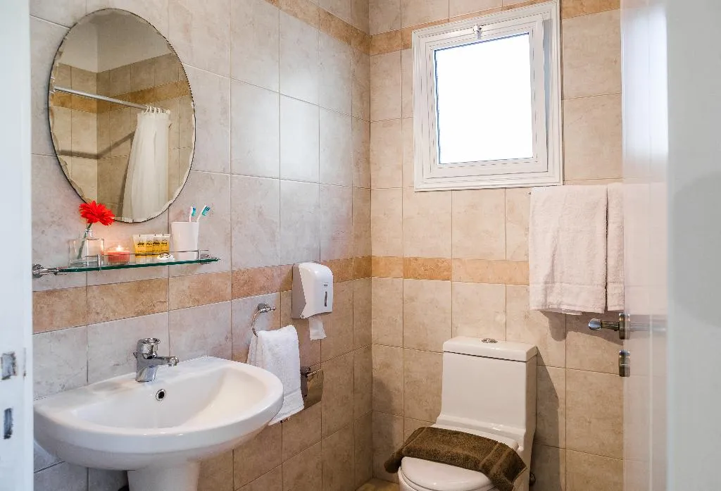 APARTMENT TWO BEDROOMS WITH VIEWS Room, Artemis Cynthia Complex, Cyprus