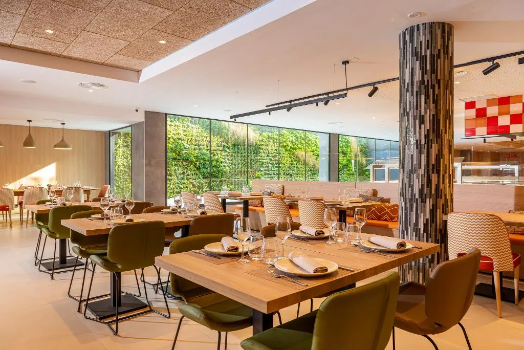 Restaurant, L'Azure Hotel, Costa Brava