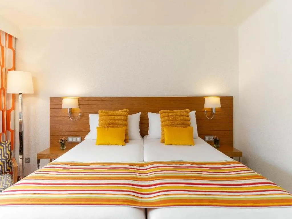 TRIPLE SUPERIOR Room, Hesperia Mallorca, Majorca