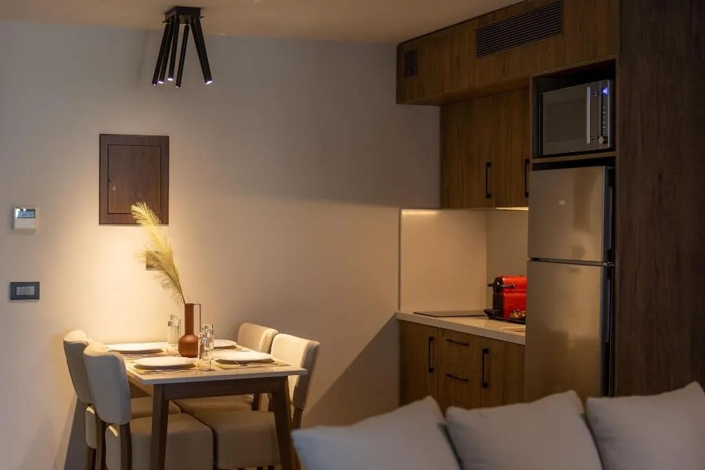 Room, Athens 507, Athens