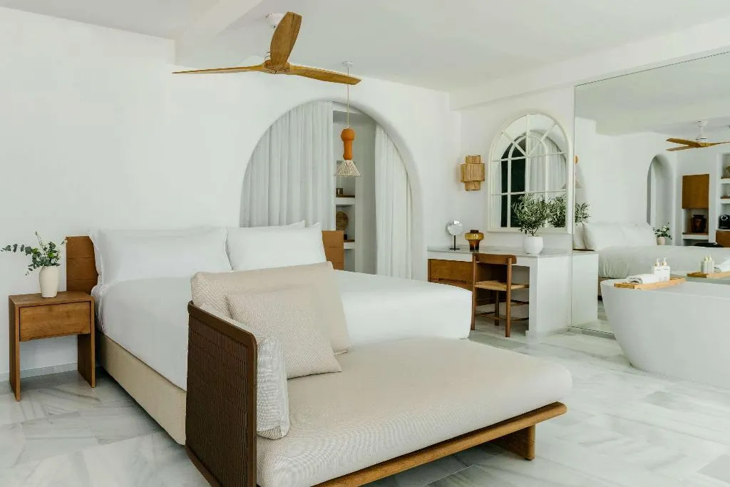 JUNIOR SUITE STANDARD Room, Villa Le Blanc Gran Meliá Hotel, Menorca