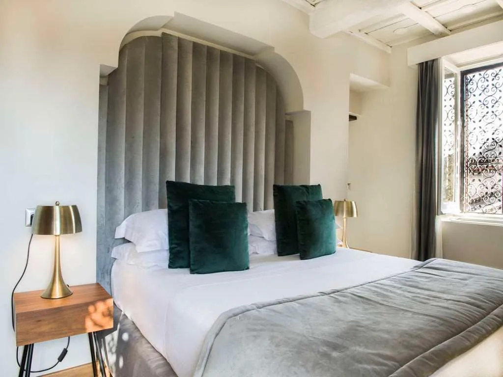 Room, Antico Albergo del Sole al Pantheon, Rome