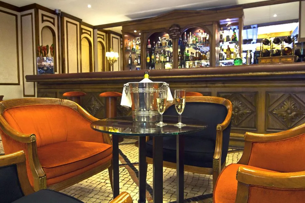 Bar, Sana Rex Hotel, Lisbon