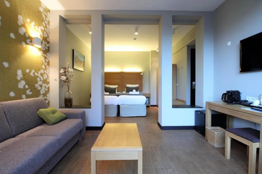 JUNIOR SUITE STANDARD Room, The Bank Hotel, Amsterdam