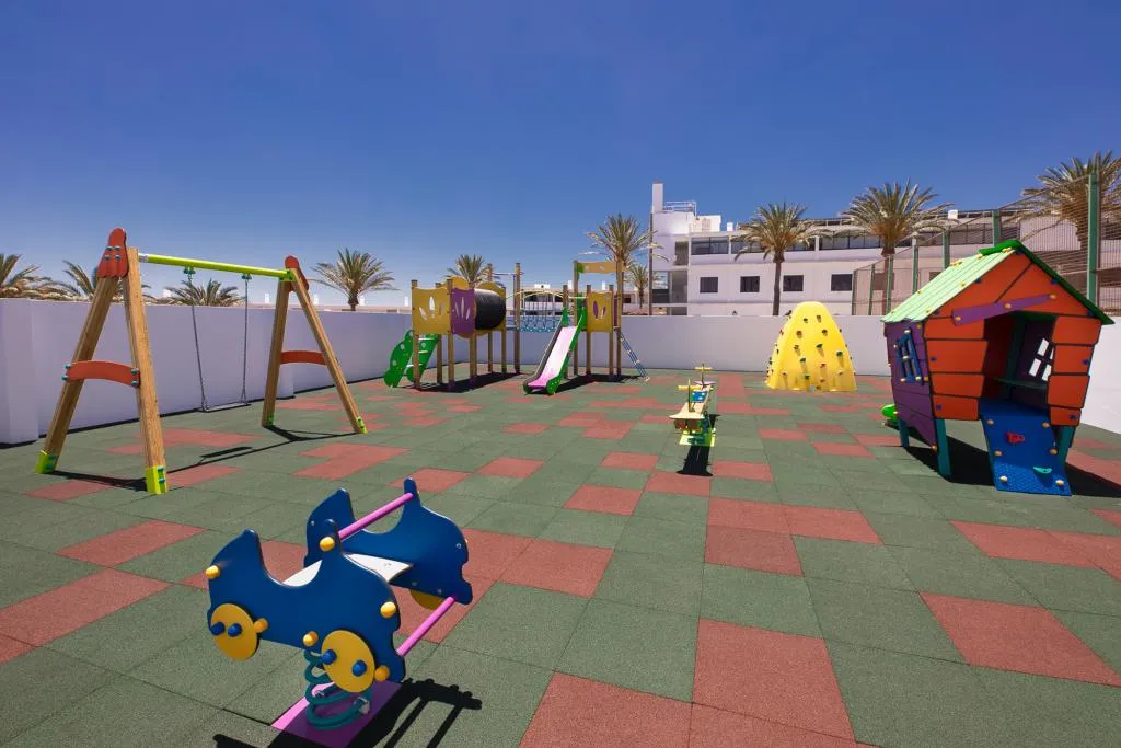 Sports and Entertainment, Hotel LIVVO Mirador Papagayo, Lanzarote