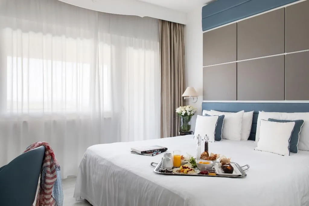 DOUBLE SUPERIOR Room, Golf Hotel Punta Ala, Florence