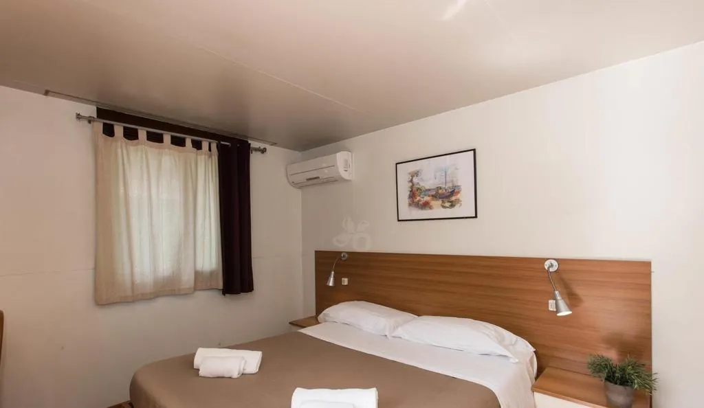 BUNGALOW CAPACITY 2 Room, Happy Village & Camping, Rome