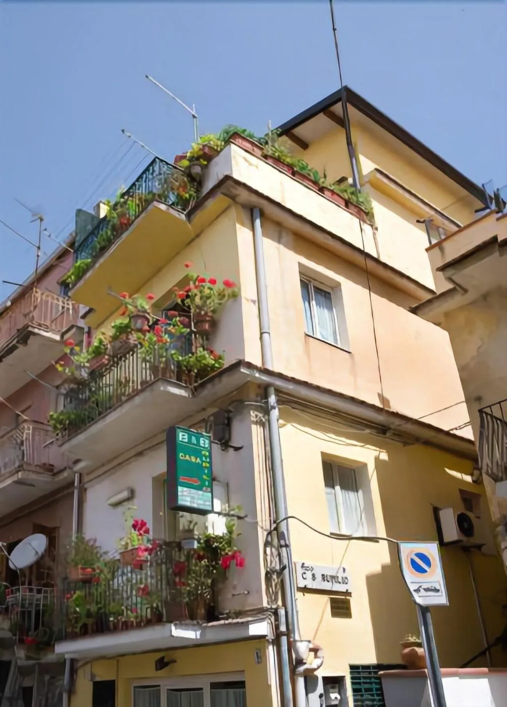 General view, Casa Rupilio, Taormina