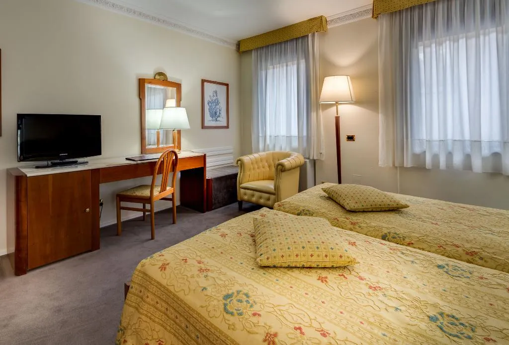 DOUBLE SINGLE USE CLASSIC Room, Roma, Florence
